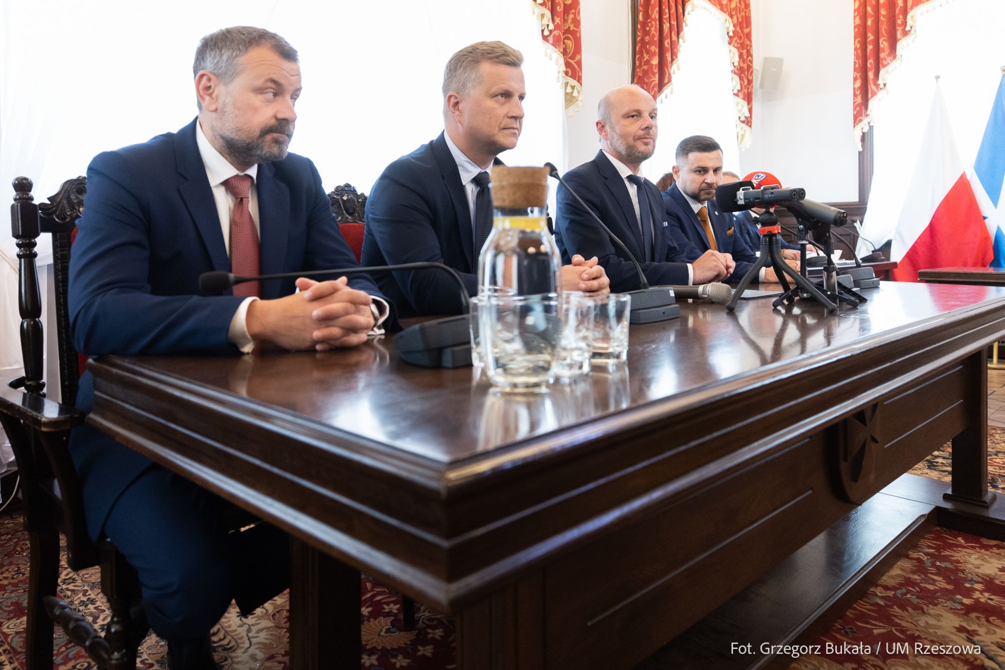 zdjęcie z konferencji prasowej kolegium prezydenckiego, fot. Grzegorz Bukała, Urząd Miasta Rzeszowa